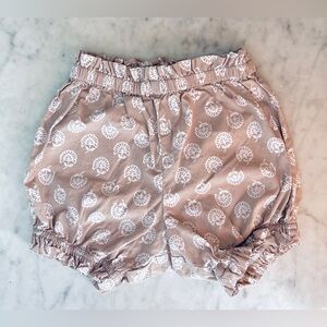 3T (90) Hanna Andersson Beige Patterned Shorts